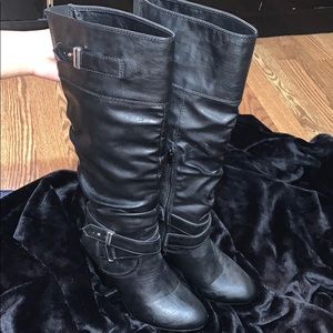 Black heeled booties